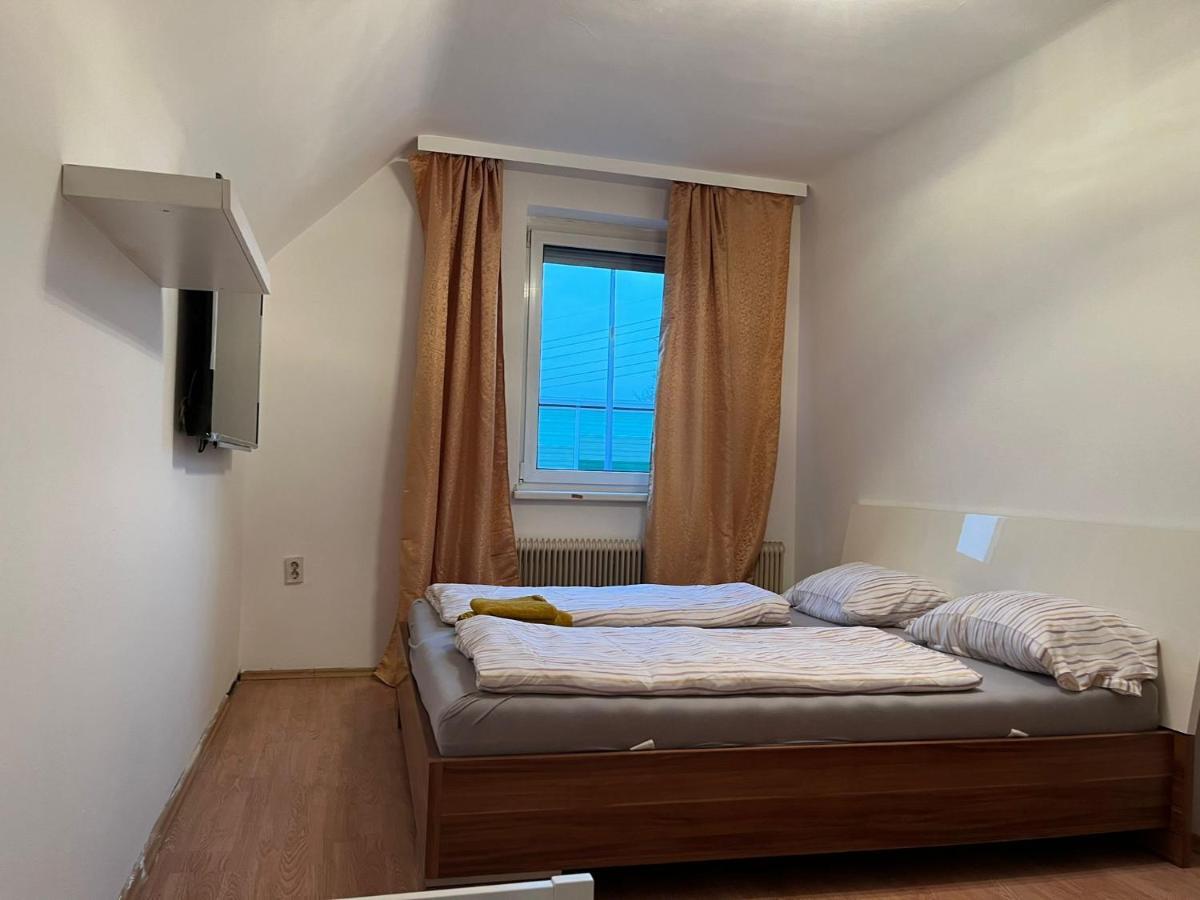 וינה Breathtaking Shared Villa Near Danube River /W Garden And Parking מראה חיצוני תמונה