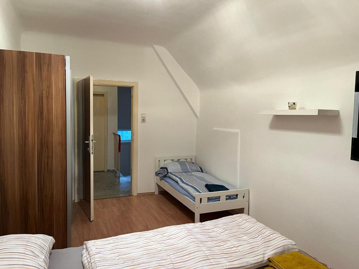 וינה Breathtaking Shared Villa Near Danube River /W Garden And Parking מראה חיצוני תמונה